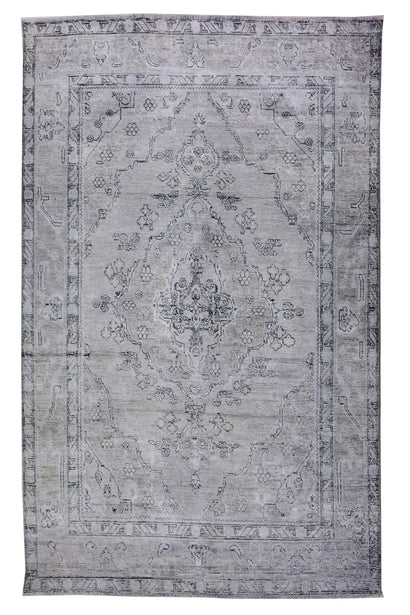 OVERDYED Vintage Persian Rug, 192 x 276 cm
