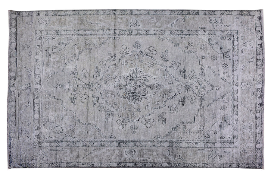 OVERDYED Vintage Persian Rug, 192 x 276 cm