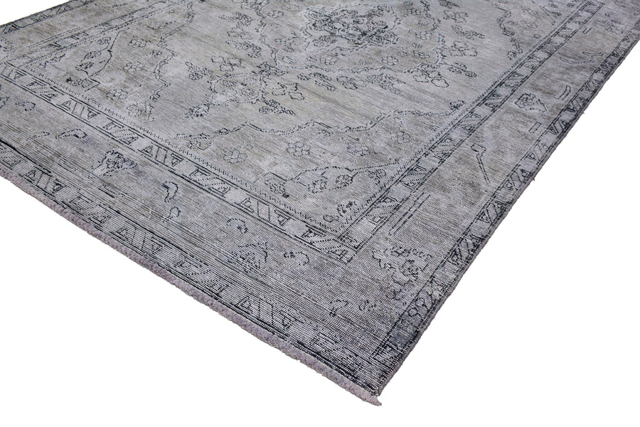 OVERDYED Vintage Persian Rug, 192 x 276 cm