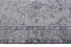 OVERDYED Vintage Persian Rug, 192 x 276 cm