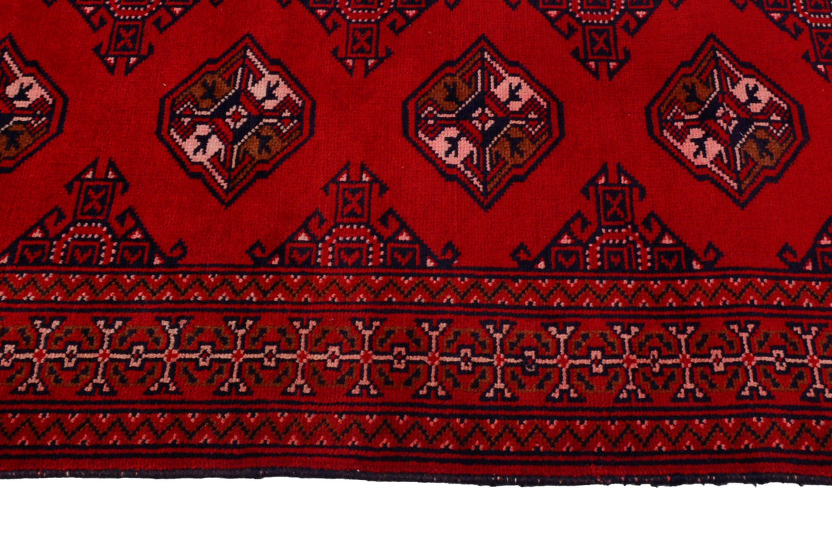 Vintage Shiraz Persian Runner Rug – Scarlet Mirage