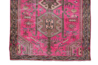 Shiraz Vintage Persian Rug, 149 x 280 cm