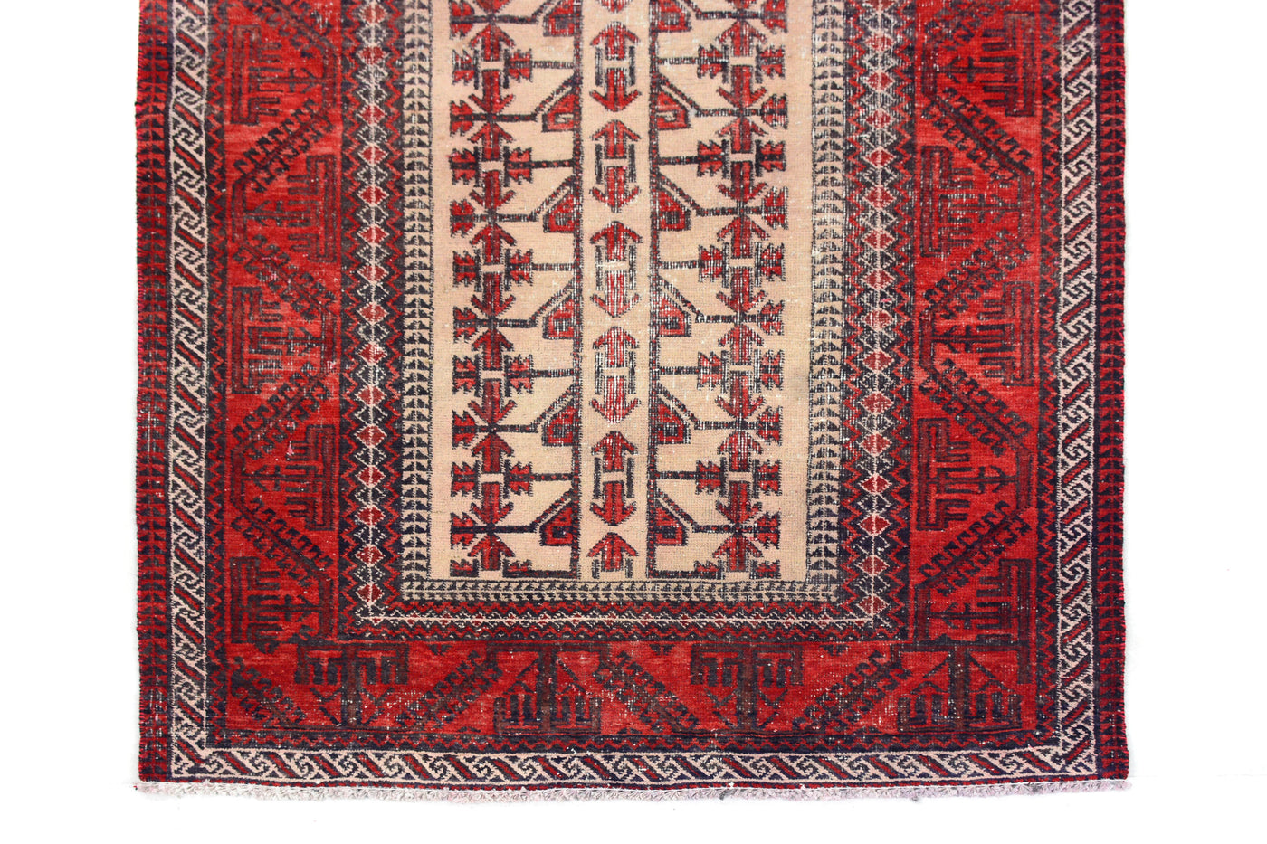 Vintage Shiraz Persian Runner Rug – Pomegranate Fade
