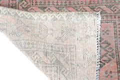 Shiraz Vintage Persian Rug, 97 x 197 cm