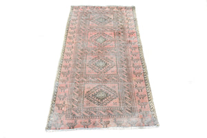 Shiraz Vintage Persian Rug, 97 x 197 cm