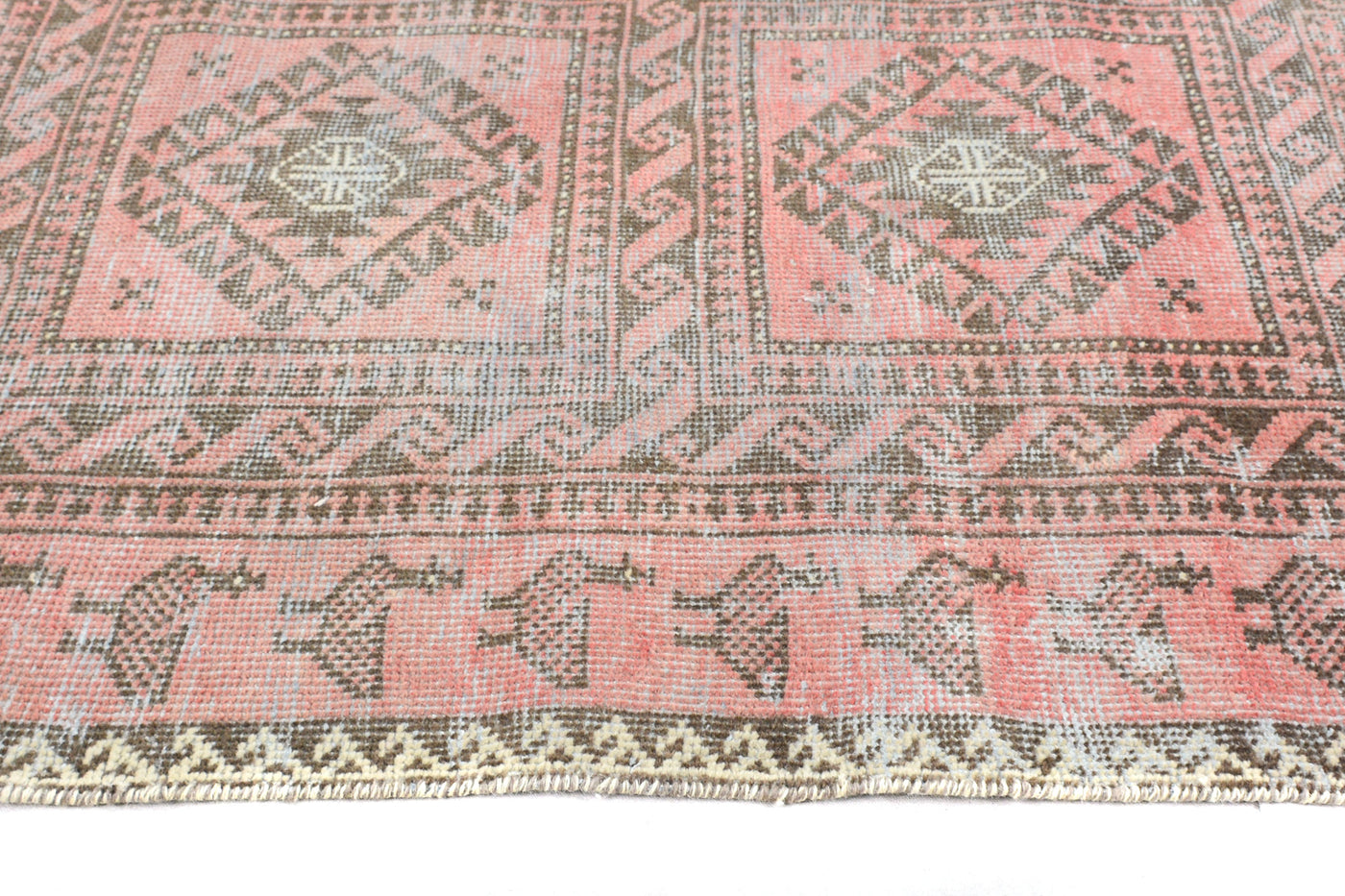 Vintage Shiraz Persian Runner Rug – Pearl Echo