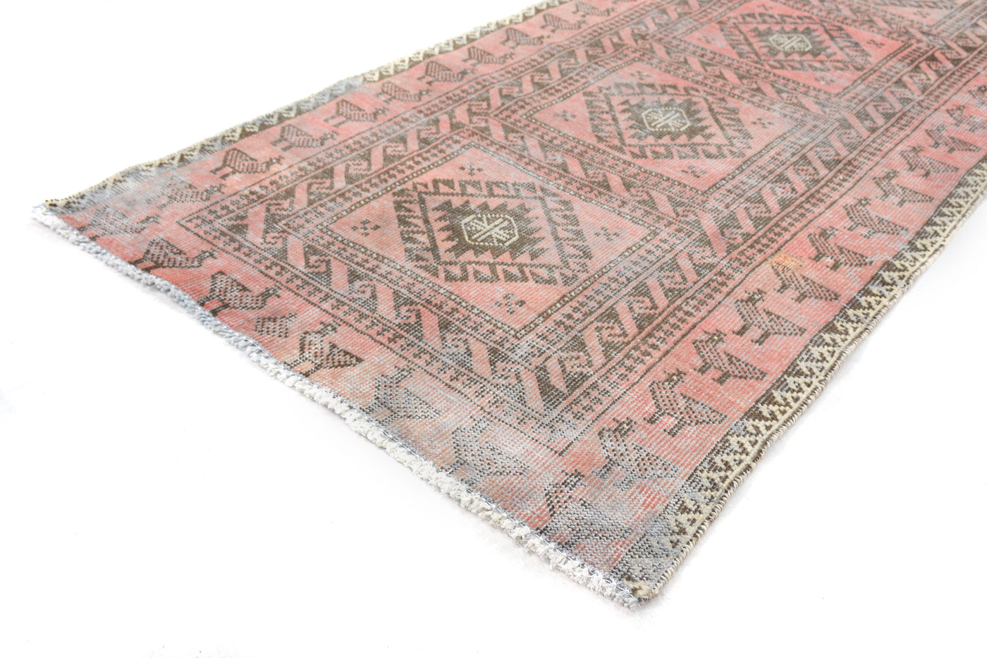 Vintage Shiraz Persian Runner Rug – Pearl Echo