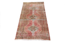 Shiraz Vintage Persian Rug, 93 x 175 cm