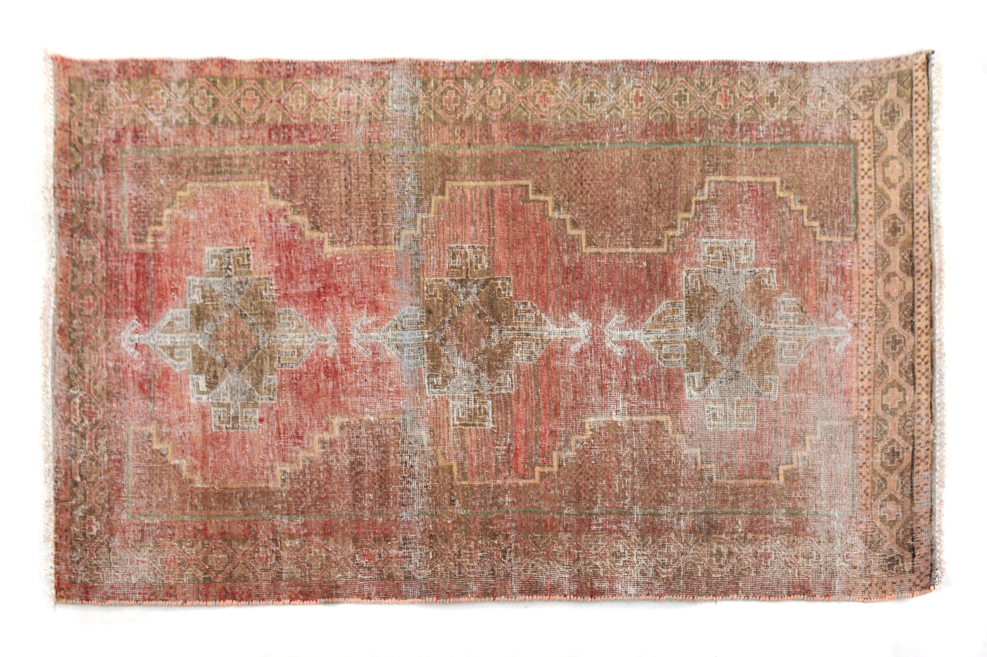 Shiraz Vintage Persian Rug, 93 x 175 cm