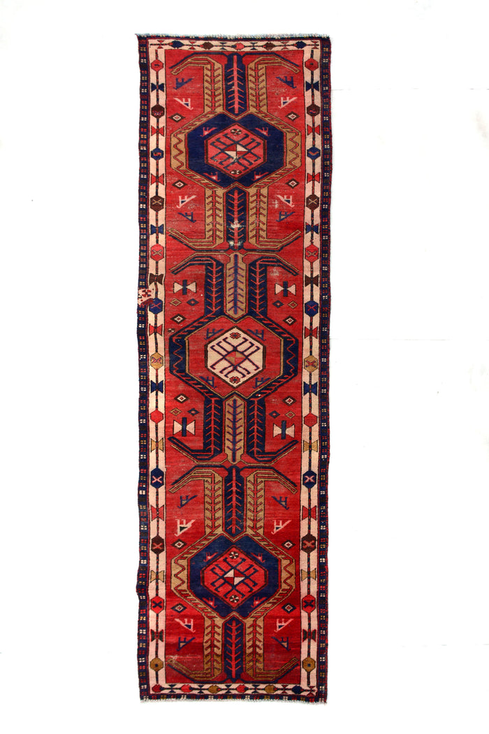 Vintage Shiraz Persian Runner Rug – Carmine Keystone
