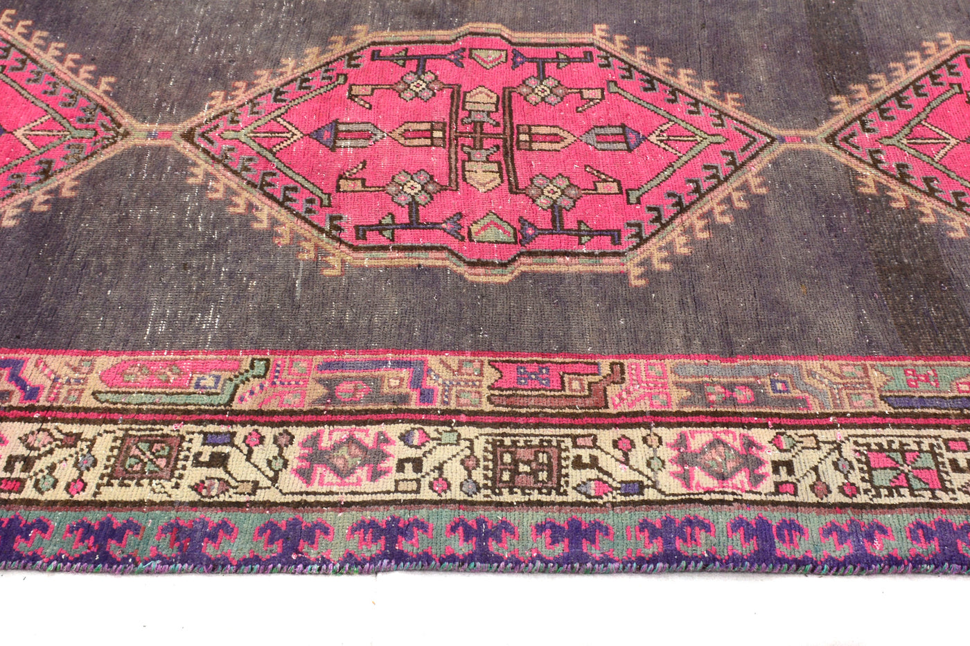 Vintage Shiraz Persian Runner Rug – Graphite Relic