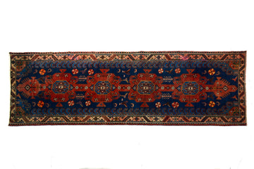 Shiraz Vintage Persian Rug, 140 x 380 cm
