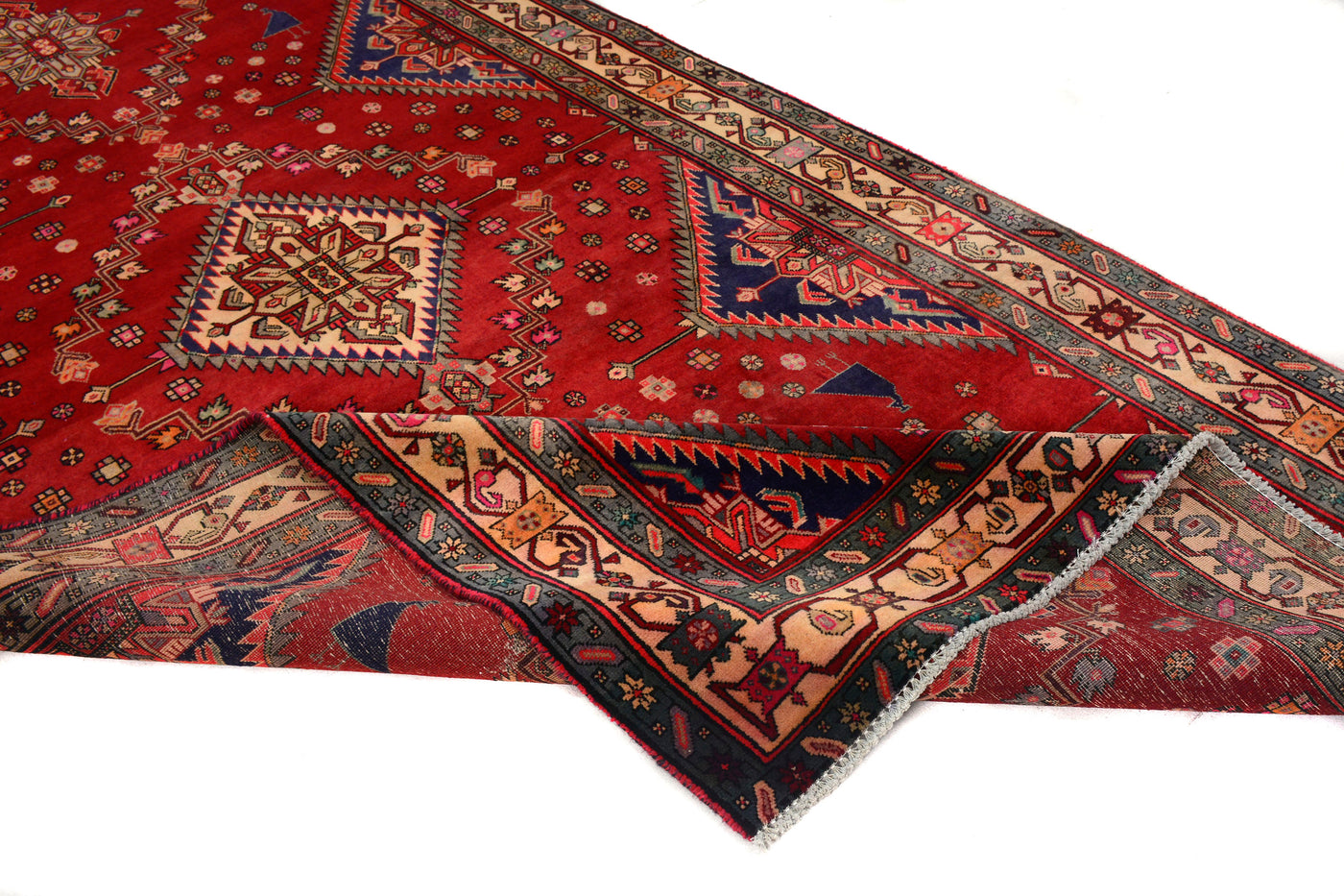 Vintage Shiraz Persian Rug – Rosewood Whisper