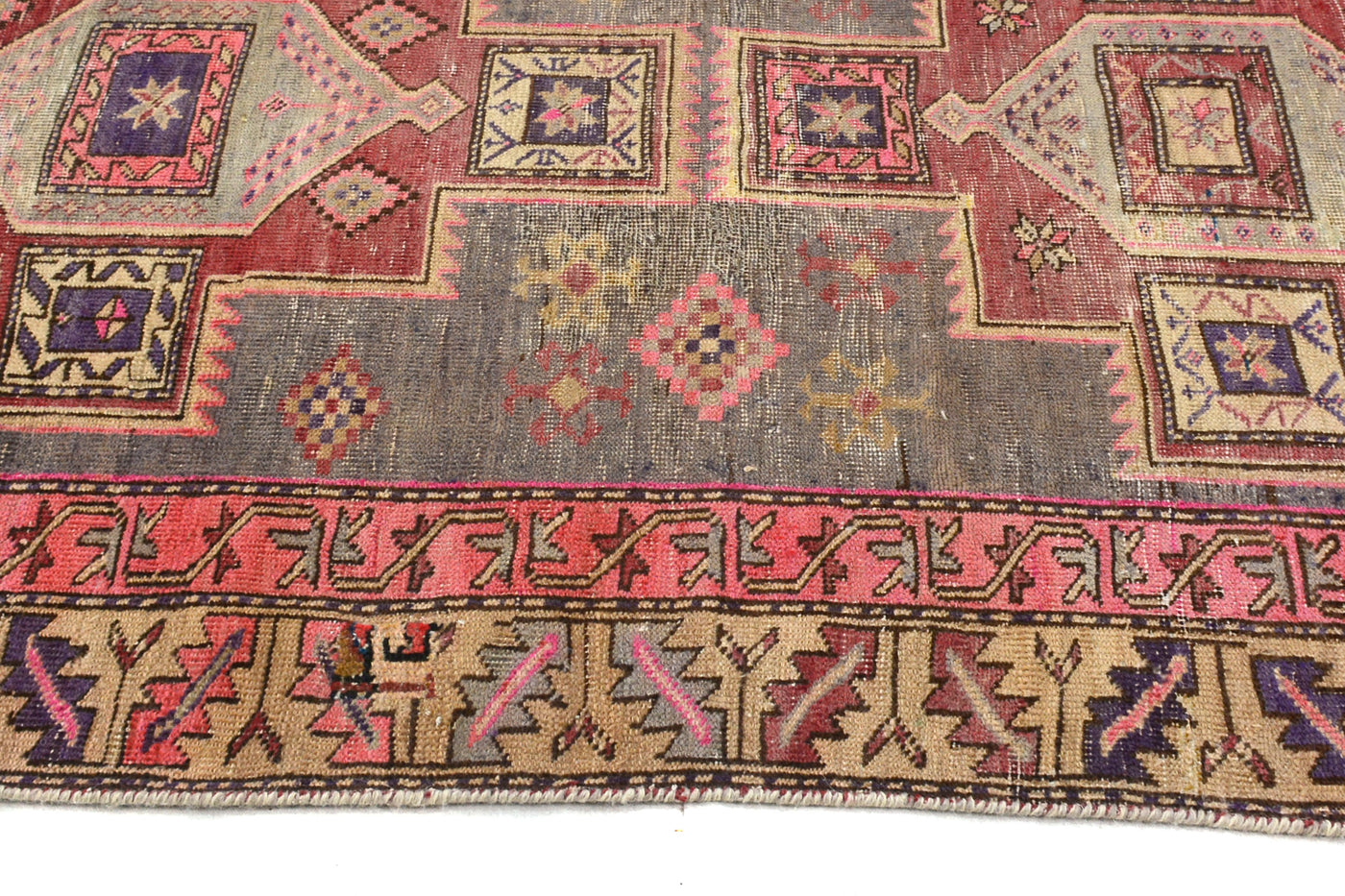 Vintage Shiraz Persian Runner Rug – Pebble Relic
