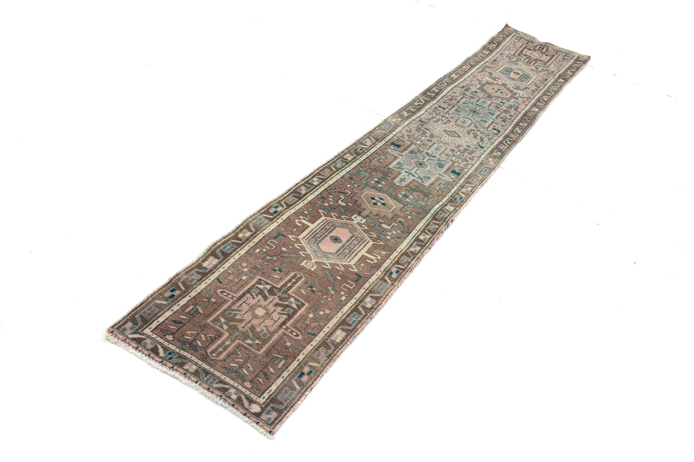 Vintage Shiraz Persian Runner Rug – Wheat Aura