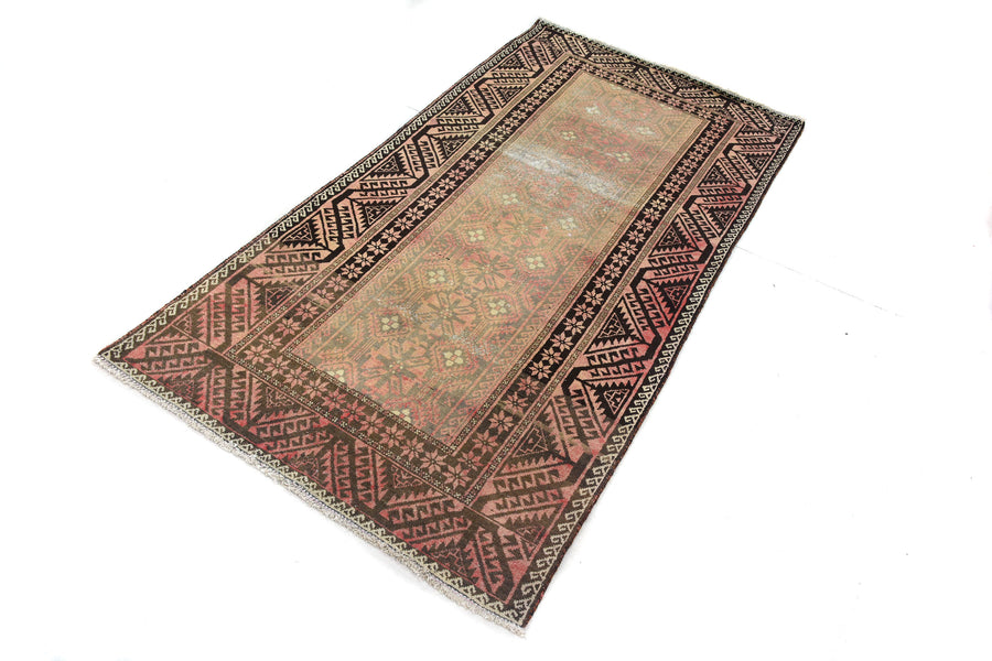 Shiraz Vintage Persian Rug, 107 x 217 cm