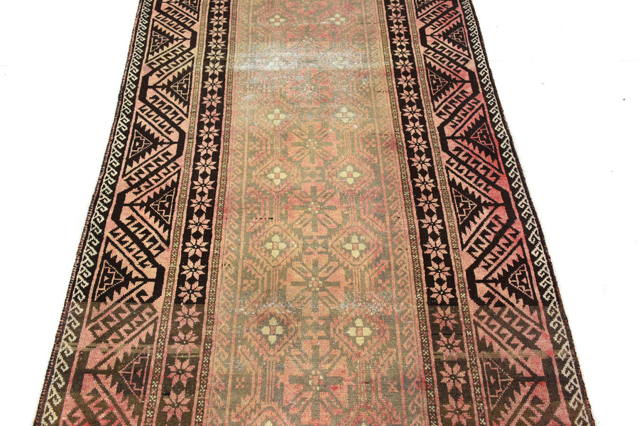 Shiraz Vintage Persian Rug, 107 x 217 cm