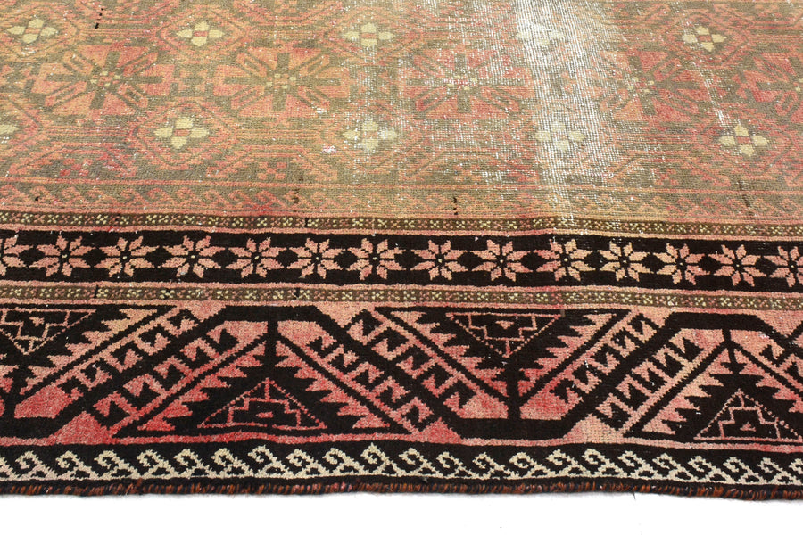 Shiraz Vintage Persian Rug, 107 x 217 cm