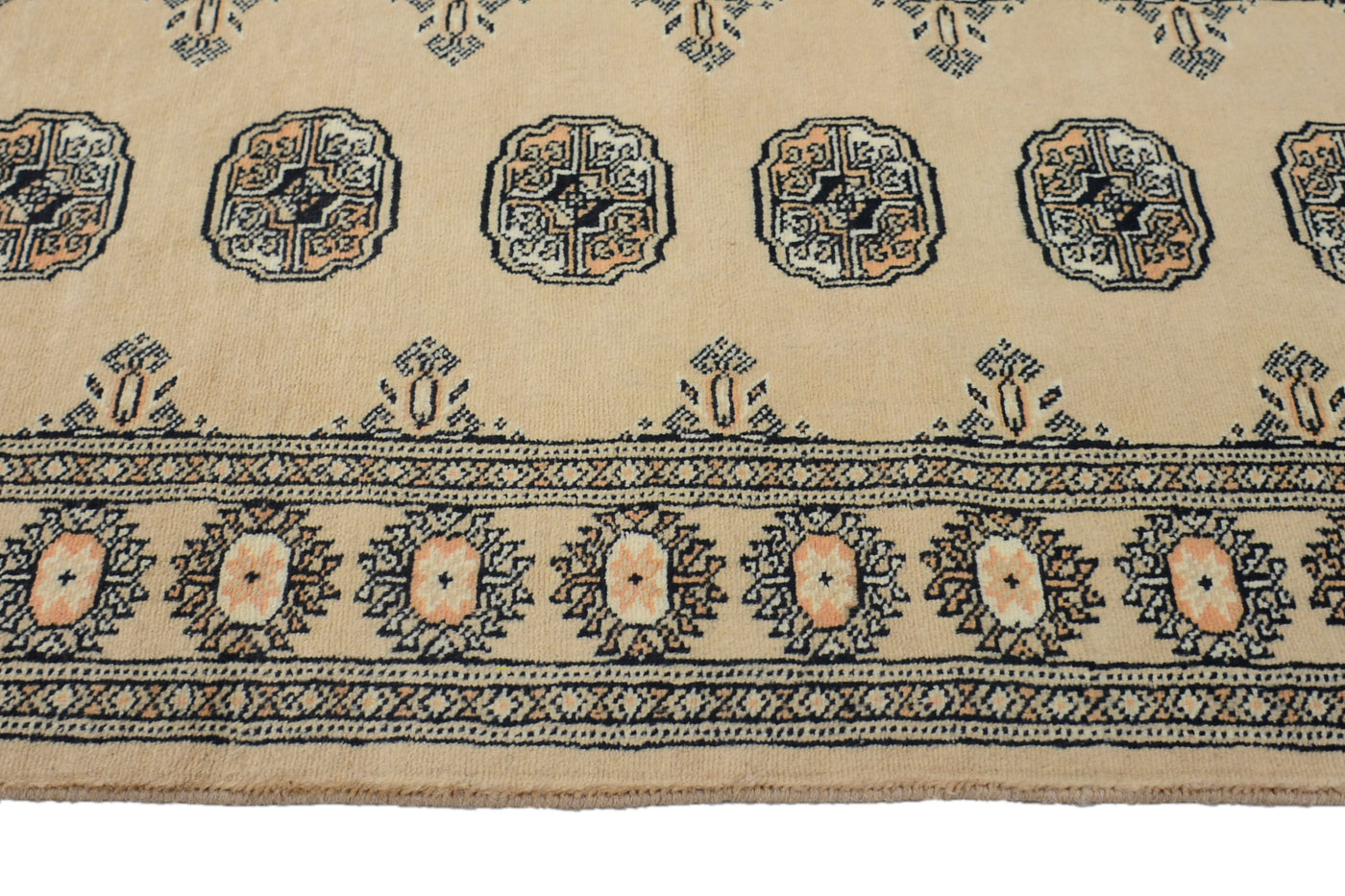 Bukhara Persian Runner – Dove Bands