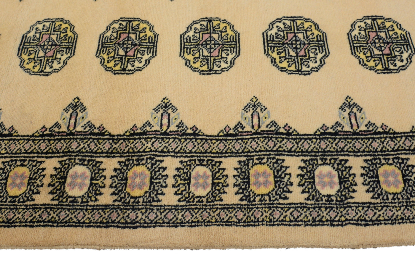 Bukhara Persian Runner – Wheat Tapestry