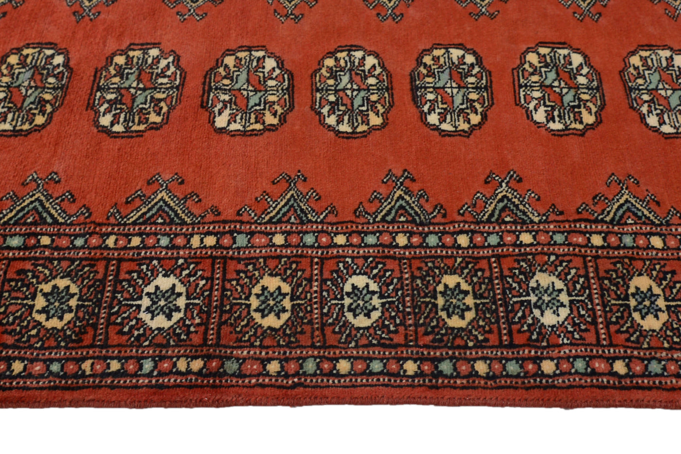 Bukhara Persian Runner – Eclipse Bands