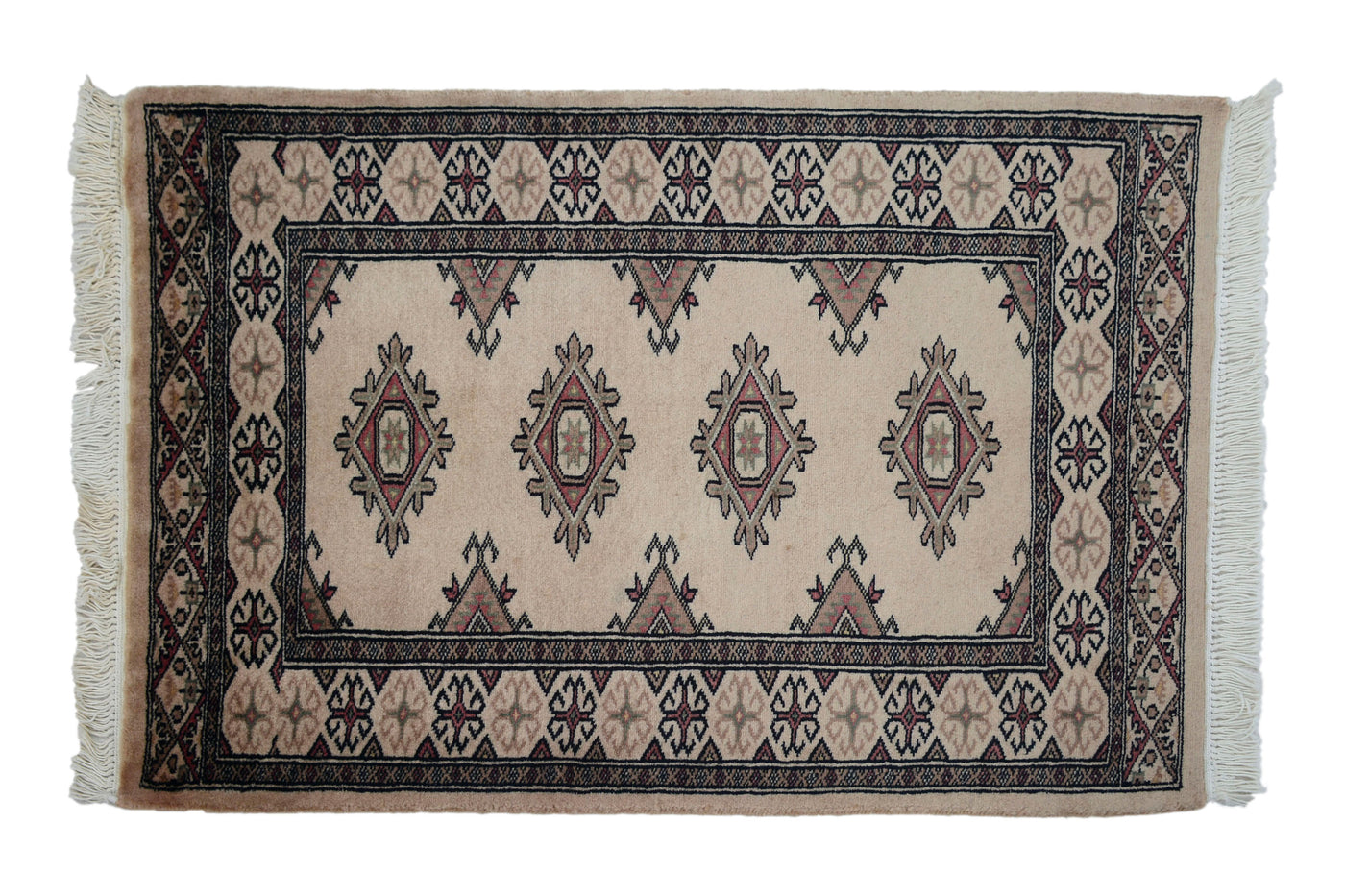Bukhara Persian Rug – Wheat Diamond