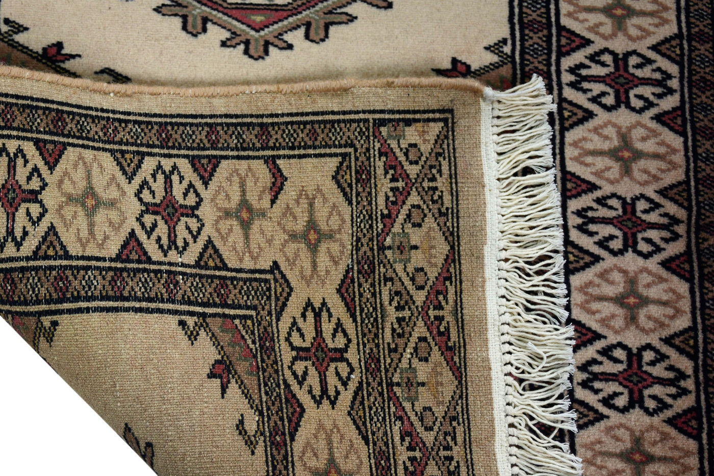 Bukhara Persian Rug – Wheat Diamond