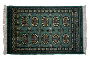 Bukhara Persian Rug, 65 x 100 cm