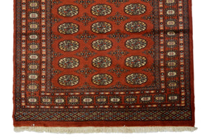 Bukhara Persian Rug, 124 x 177 cm