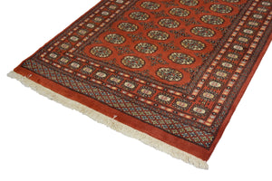 Bukhara Persian Rug, 124 x 177 cm