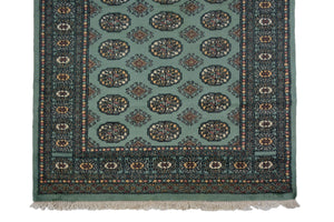 Bukhara Persian Rug, 120 x 196 cm