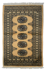 Bukhara Persian Rug, 65 x 99 cm