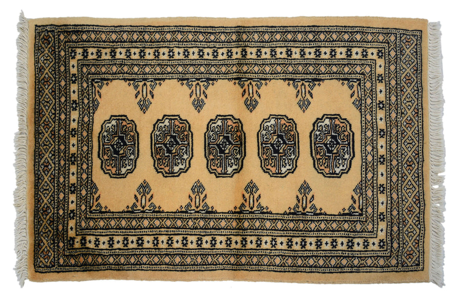 Bukhara Persian Rug, 65 x 99 cm