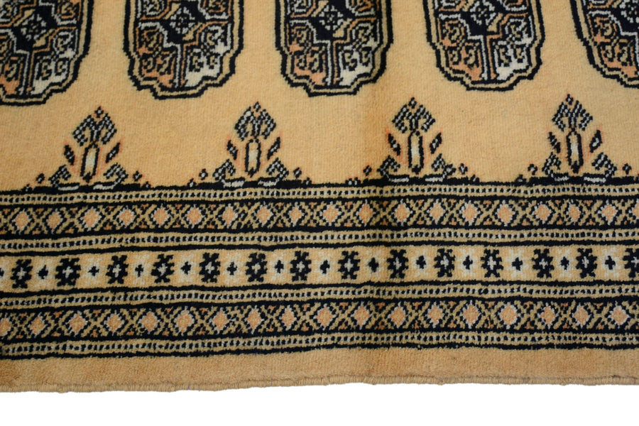 Bukhara Persian Rug, 65 x 99 cm