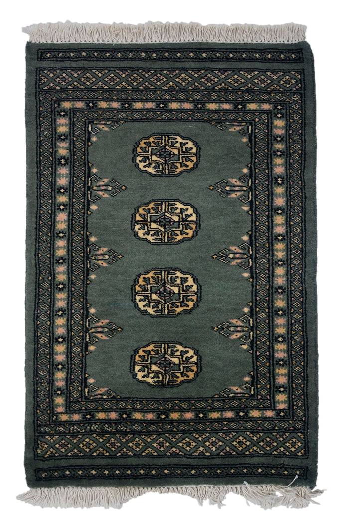 Bukhara Persian Rug – Emerald Medallion