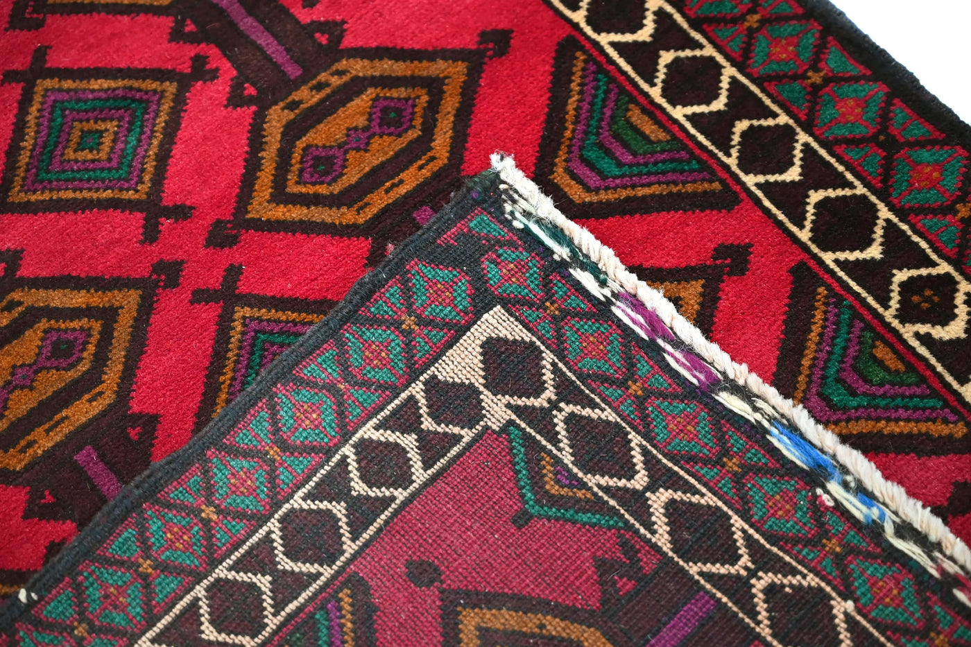 Baluchi Persian Rug – Ember Medallion
