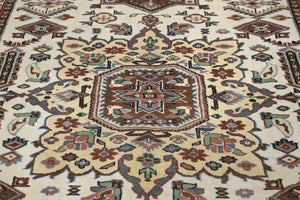 Bukhara Persian Rug, 158 x 243 cm