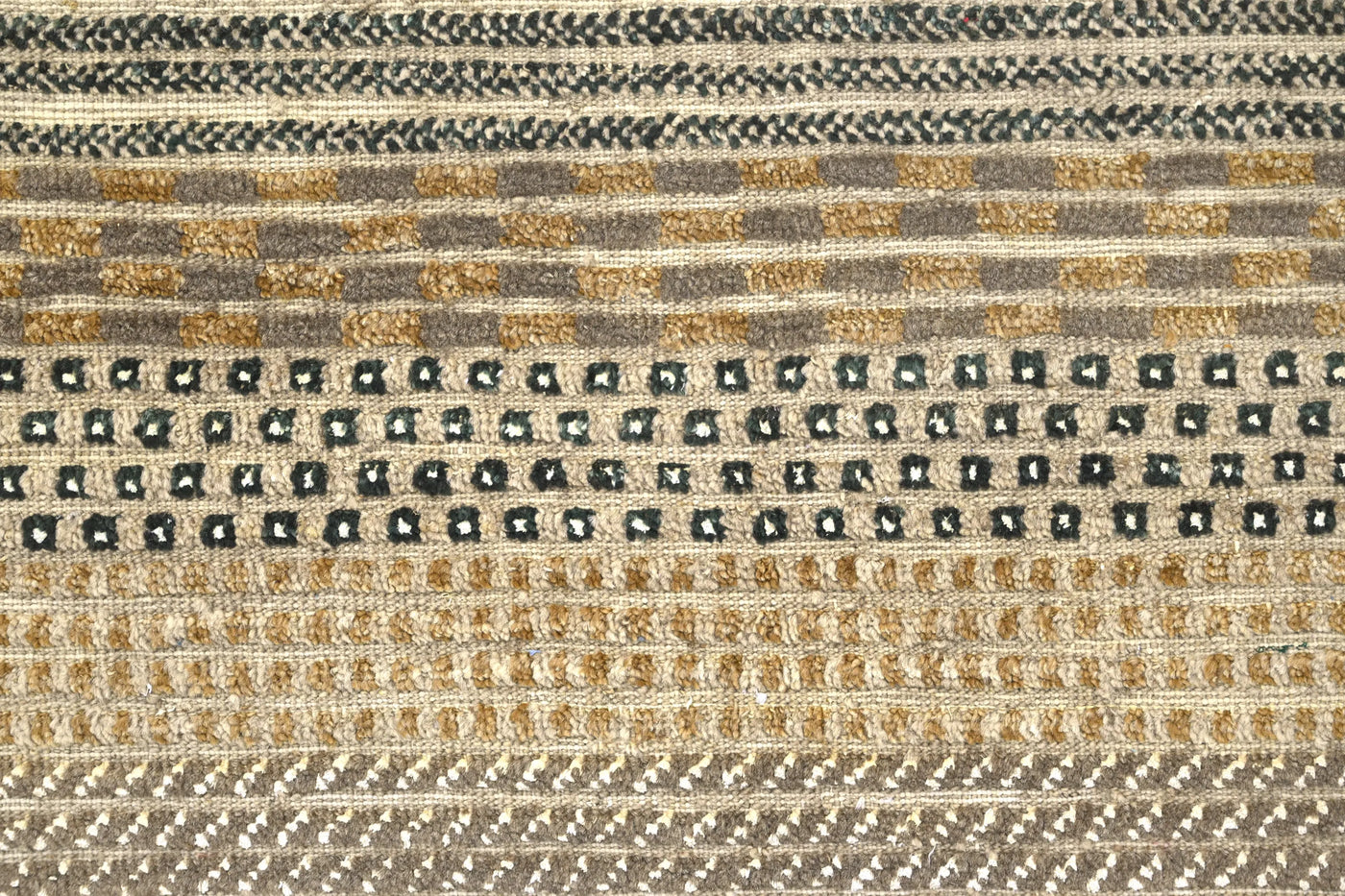 Gabbeh Persian Rug – Parchment Cadence