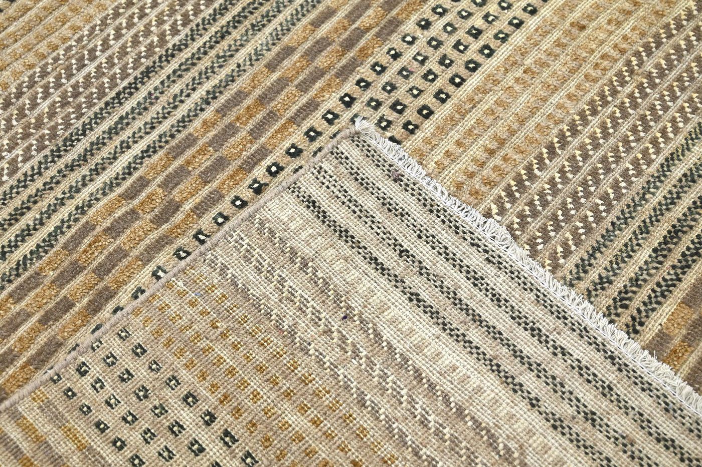 Gabbeh Persian Rug – Parchment Cadence