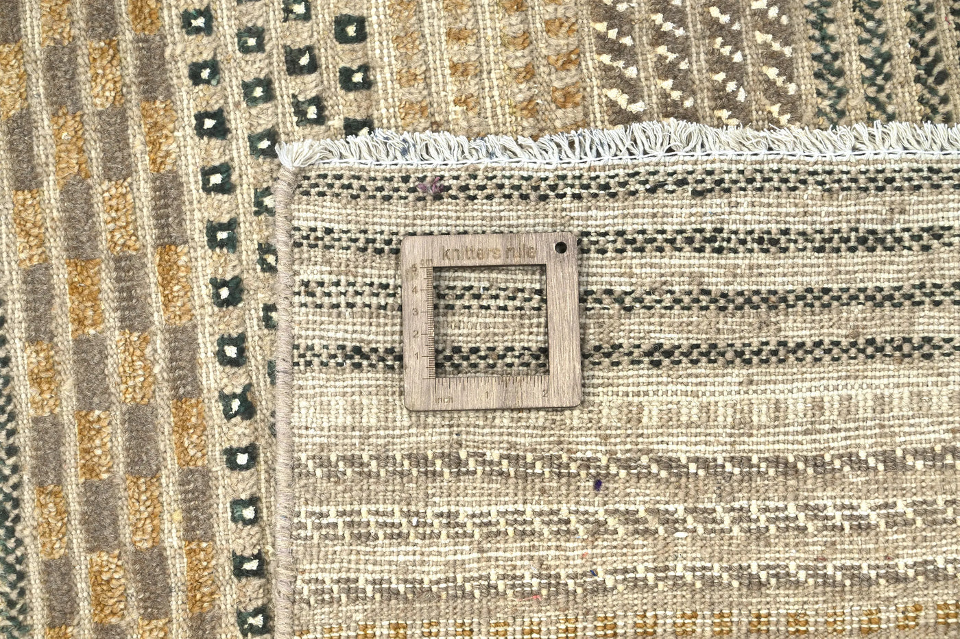 Gabbeh Persian Rug – Parchment Cadence
