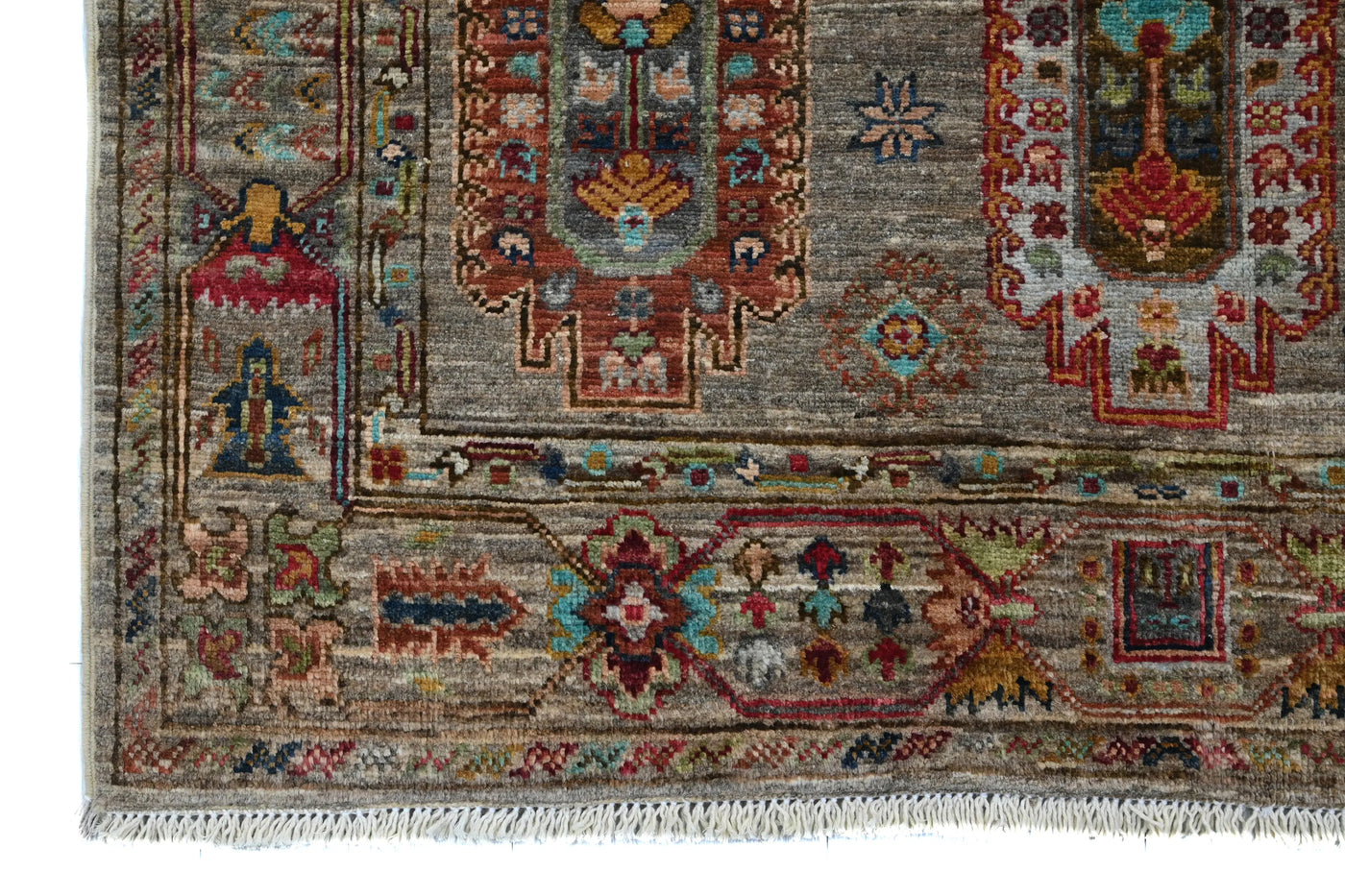 Khorjin Afghan Rug – Alabaster Mosaic