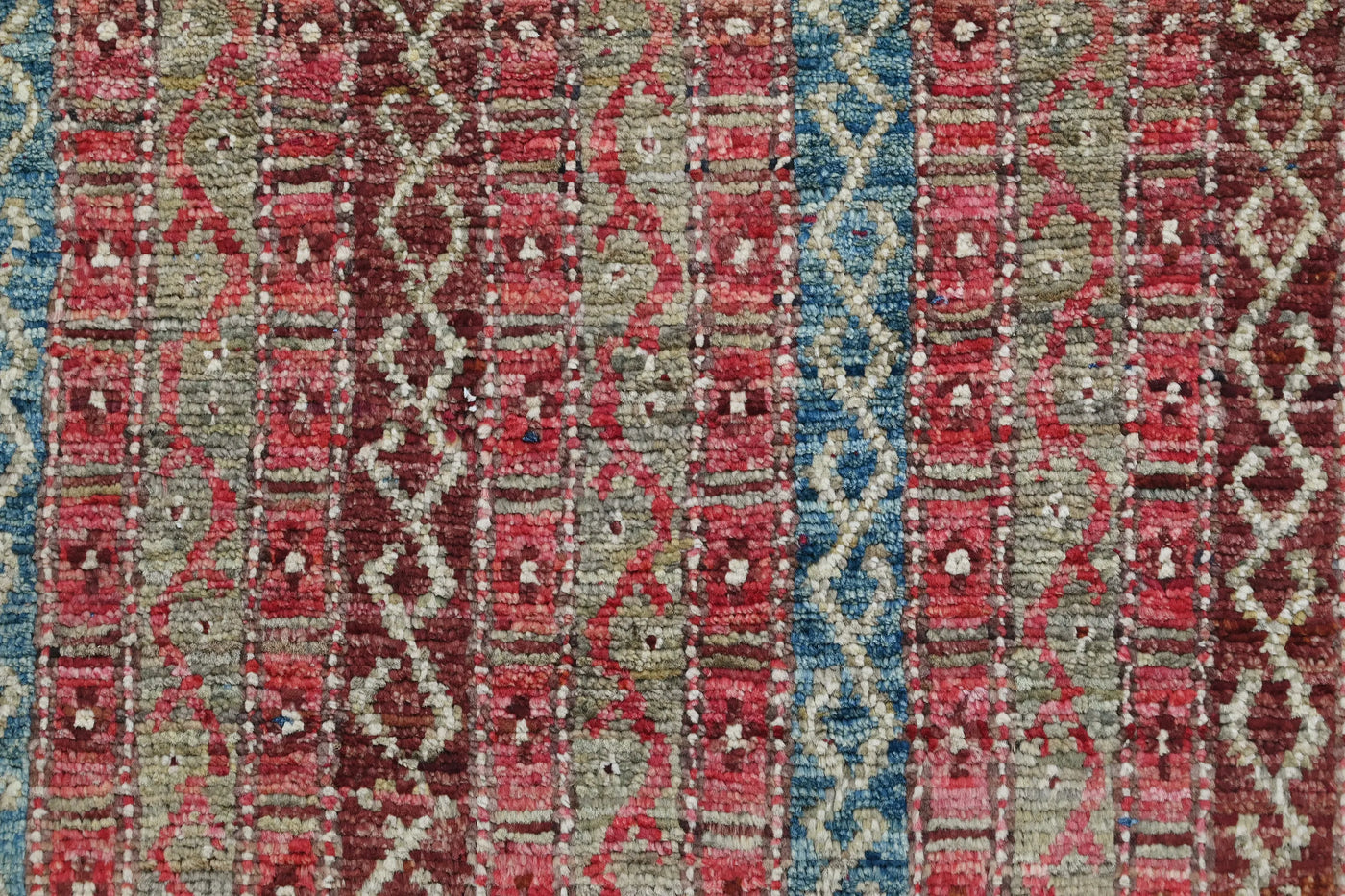 Khorjin Afghan Rug – Crimson Keepsake