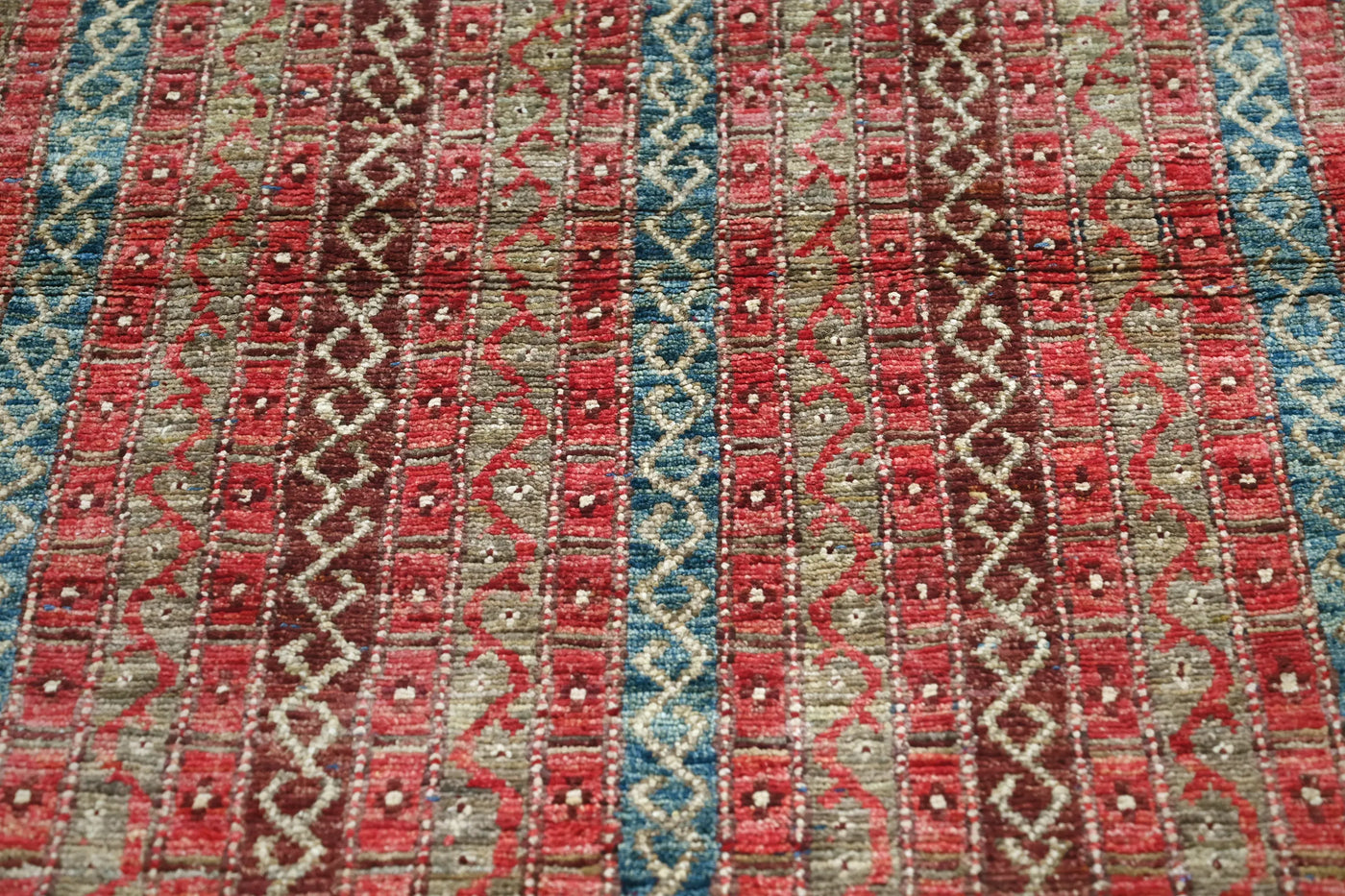 Khorjin Afghan Rug – Crimson Keepsake