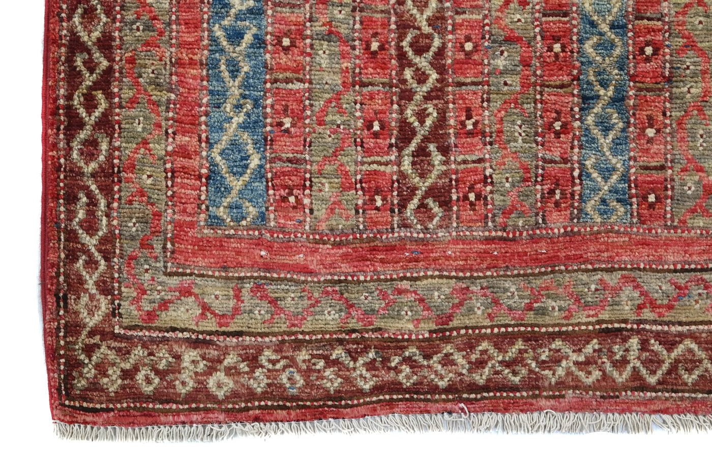 Khorjin Afghan Rug – Crimson Keepsake