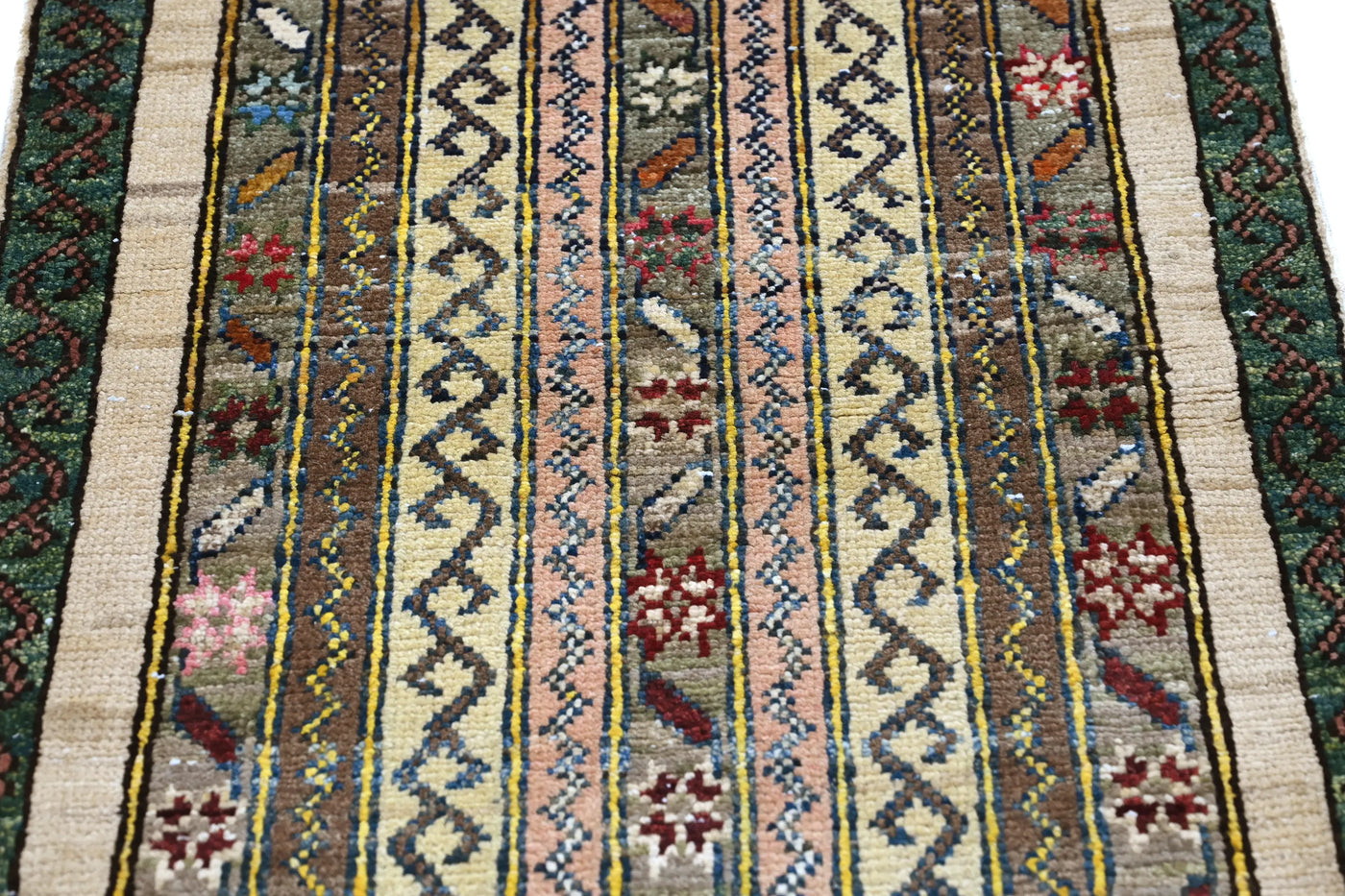 Khorjin Afghan Rug – Ivory Keepsake