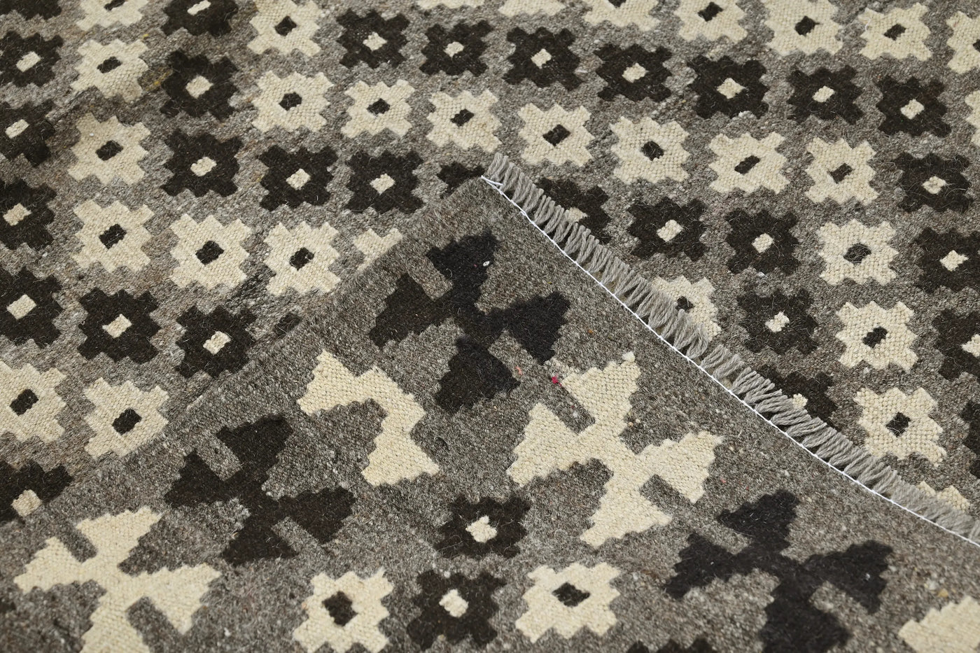 Hand-woven Afghan Kilim Rug, 104 x 154 cm