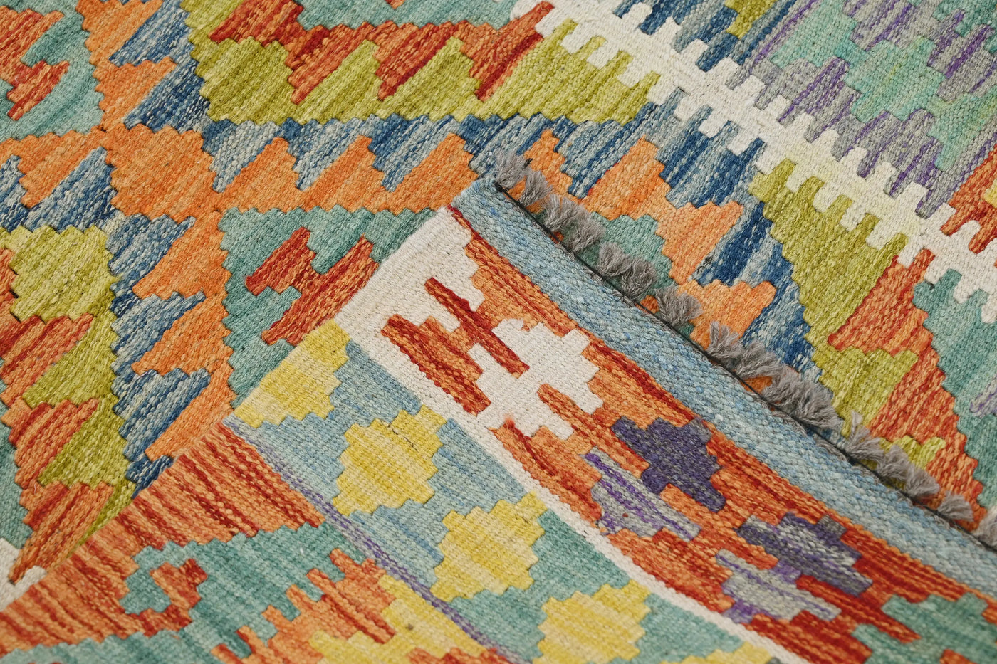 Kilim Afghan Rug – Apricot Crest