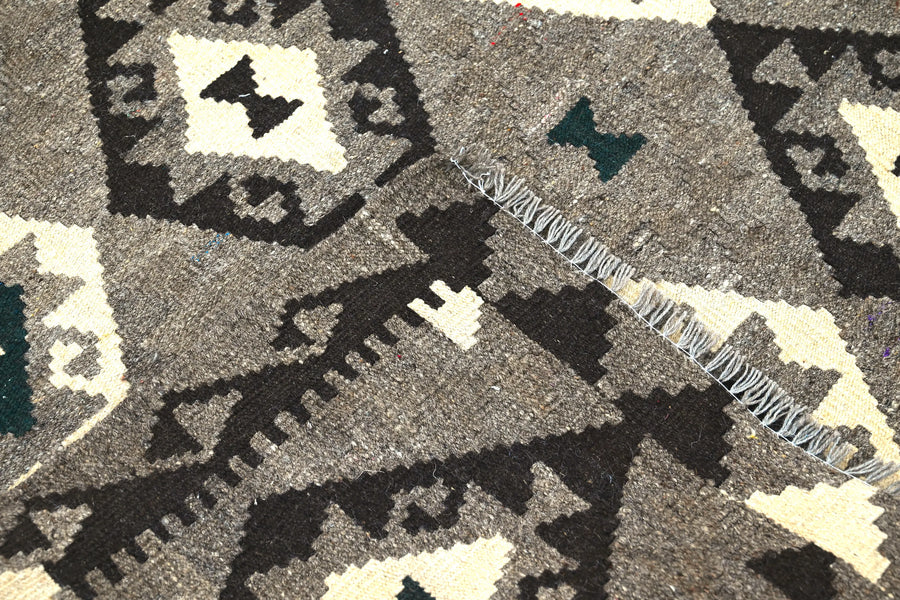 Hand-woven Afghan Kilim Rug, 150 x 195 cm
