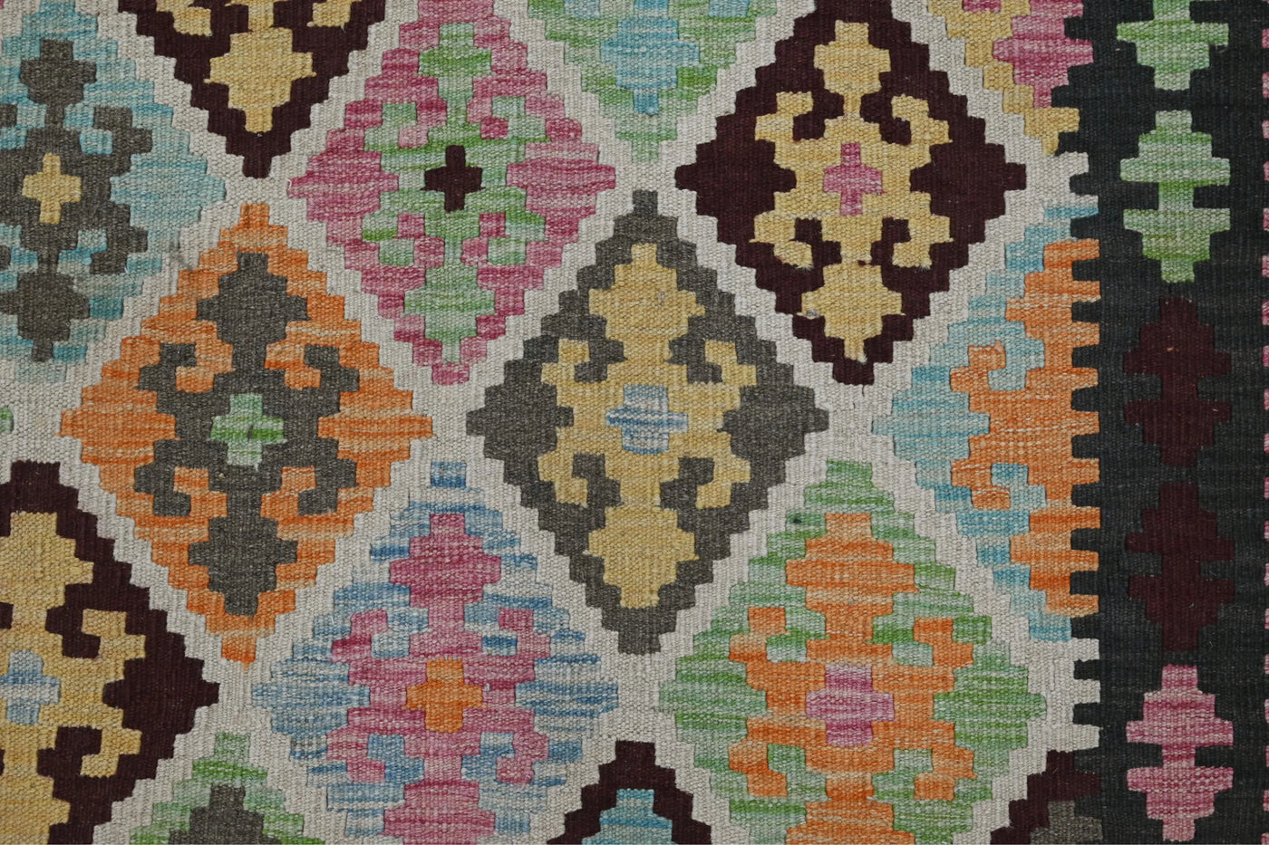 Kilim Afghan Rug – Dove Medallion