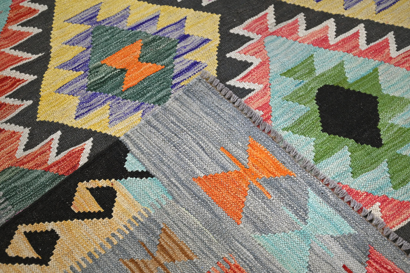 Kilim Afghan Rug – Graphite Lattice